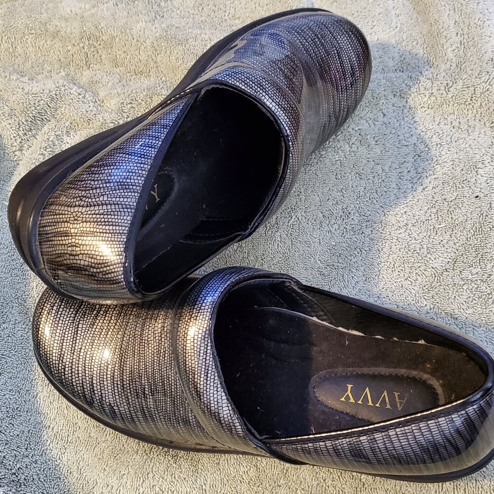 Savvy Brandy Women's Nursing Shoes